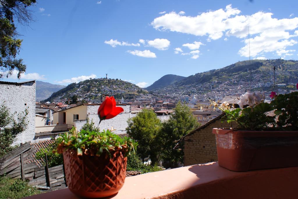 Casa Vista Hermosa กีโต ภายนอก รูปภาพ